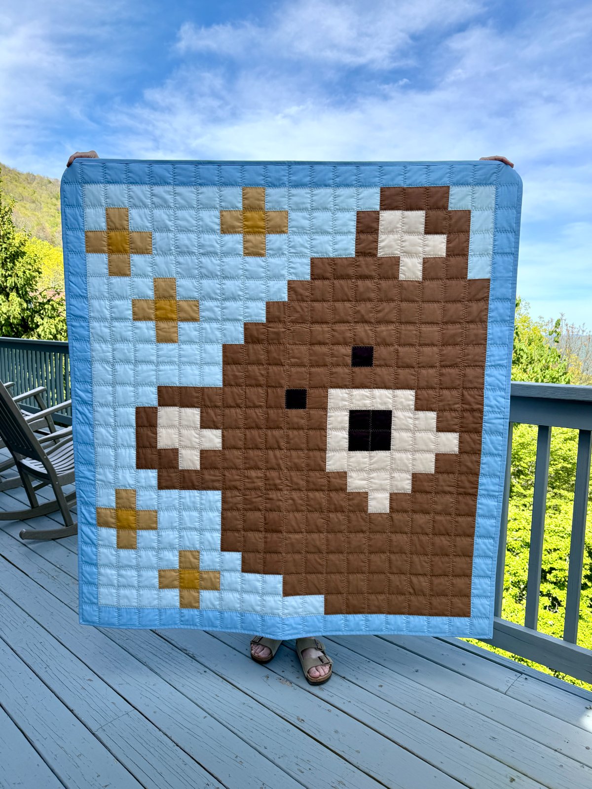 Honeybear Throw Quilt